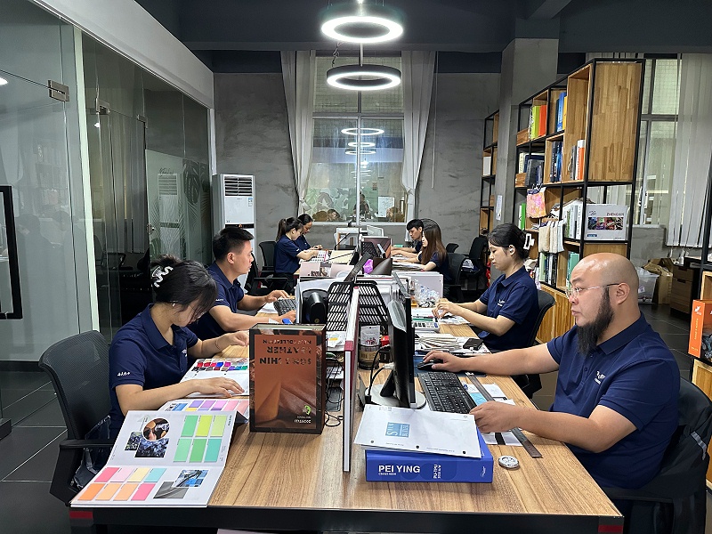色卡設計團隊